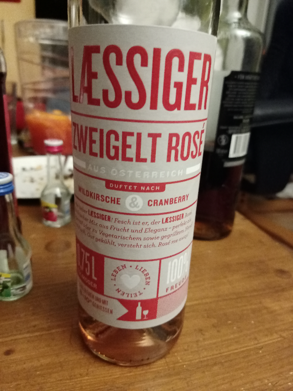 A photograph of a bottle of wine labelled 'Læssiger Zweigelt Rosé'
